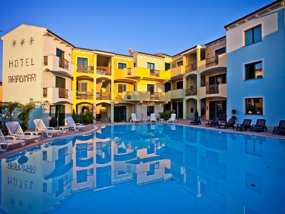Hotel Ariadimari Valledoria  Ngoại thất bức ảnh