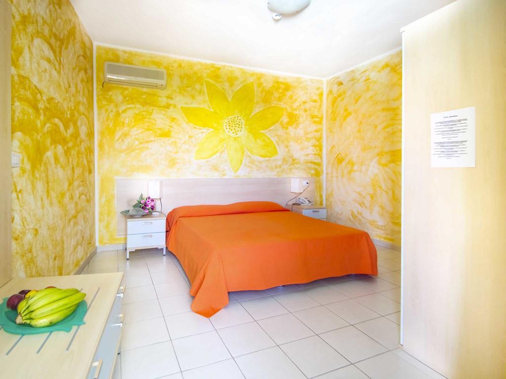 Hotel Ariadimari Valledoria  Ngoại thất bức ảnh