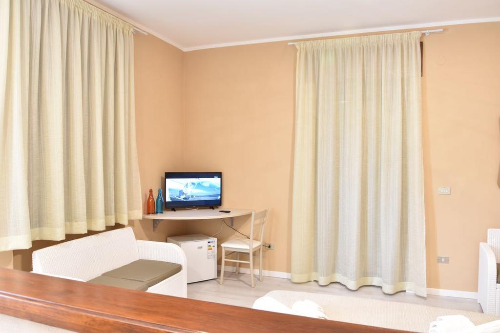Hotel Ariadimari Valledoria  Ngoại thất bức ảnh